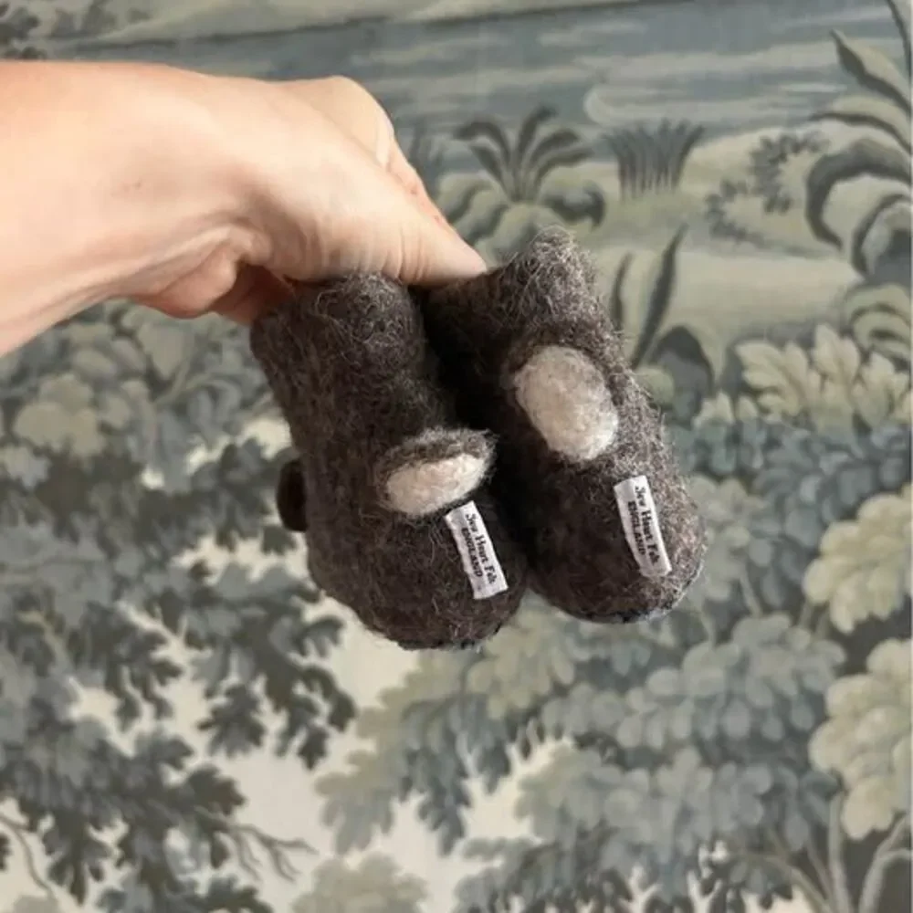 Billie Badger Wool Slippers
